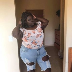 Meet your Posher, Brittany